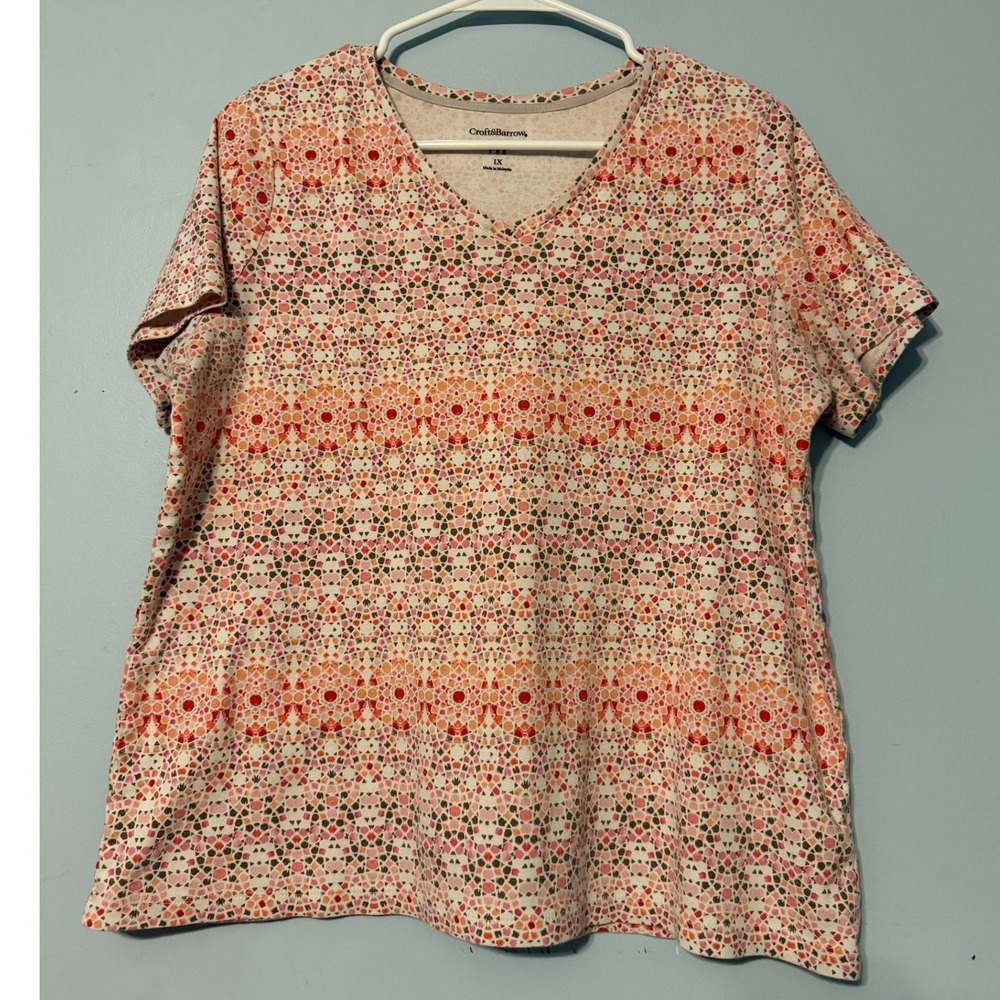 Croft & Barrow Classic Tee Women's 1X Orange Geometric V-Neck Cotton Shirt 2059